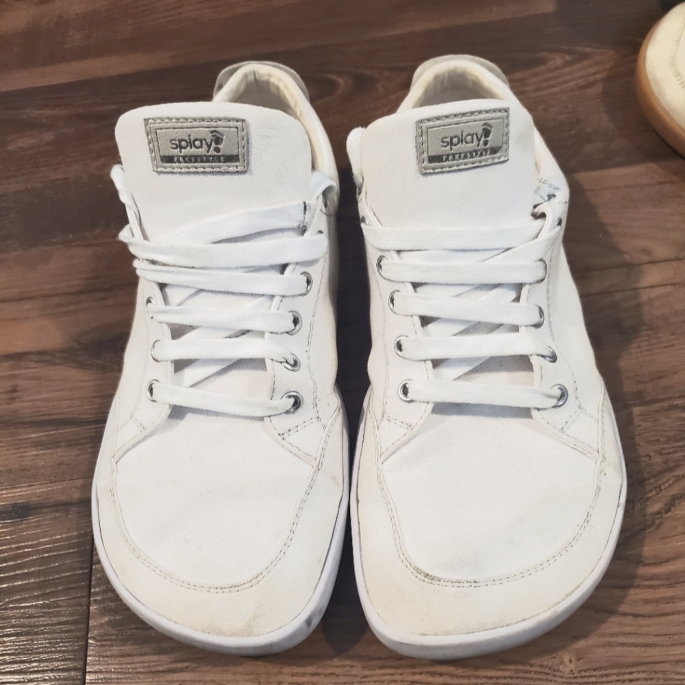 Splay Freestyle Barefoot Shoes